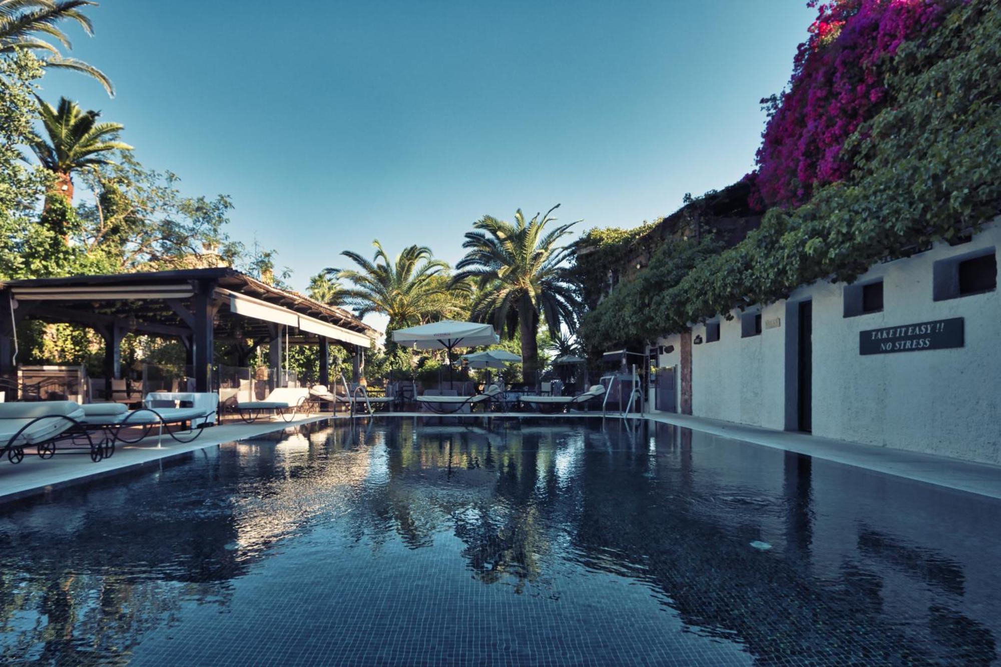 Boutique Hotel Las Islas (Adults Only) 푸엔히롤라 외부 사진